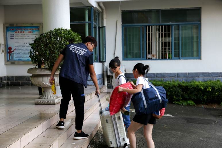 说明: F:\Users\Administrator\Desktop\老师，这是这两天挑选的活动照\微信图片_20170910153613.jpg