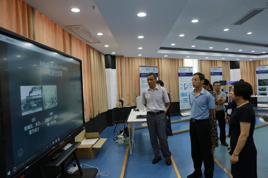 说明: D:\2018年新闻\2018年5月29日广东省教育厅高校毕业生就业创业工作调研组来我校开展工作调研\2.JPG