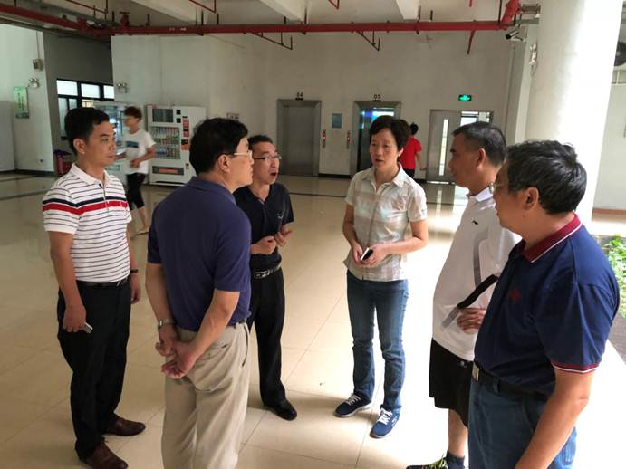 说明: F:\Users\Administrator\Desktop\台风\839417068398557986.jpg