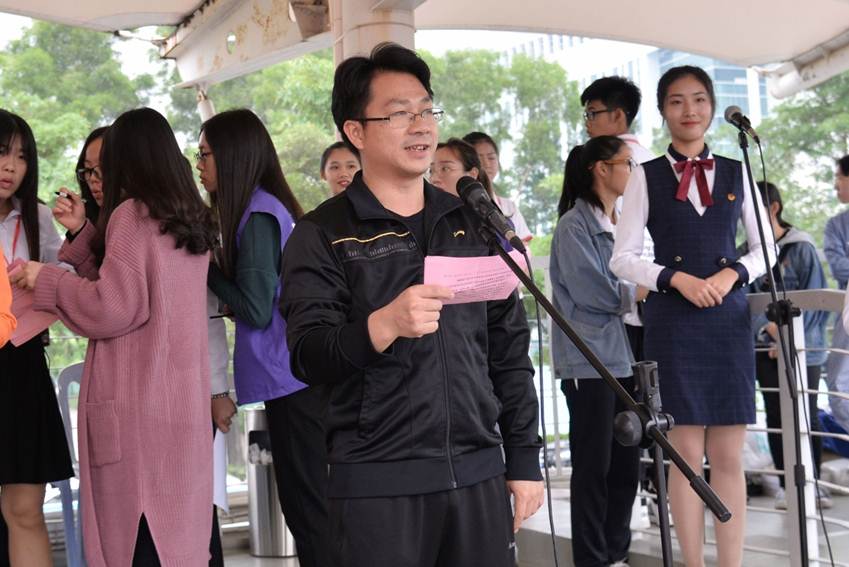 说明: C:\Users\Administrator\Desktop\校运会开幕式\选\DSC_7236.JPG