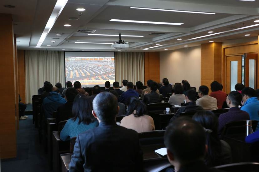 说明: D:\2018年新闻\12月18日 我校组织收看纪念改革开放四十周年大会\选\4.JPG