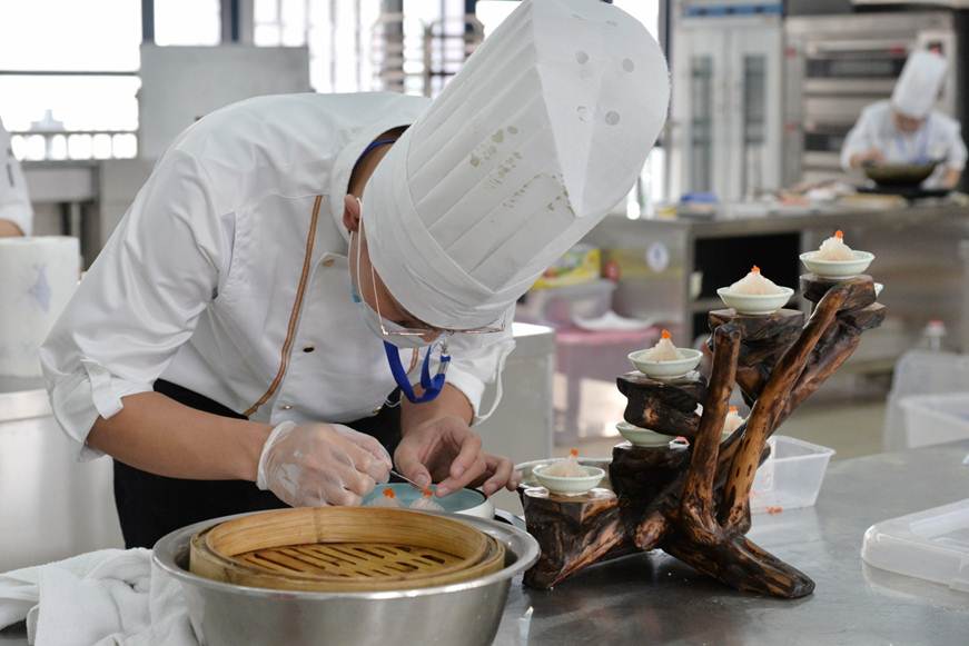 说明: D:\2019年新闻\3月17日 广东省技能大赛\技能大赛\选\选\DSC_7911.JPG