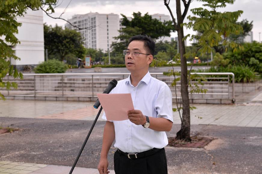 说明: D:\2019年新闻\2019年9月2日“我为祖国升旗”\选\DSC_9643.JPG